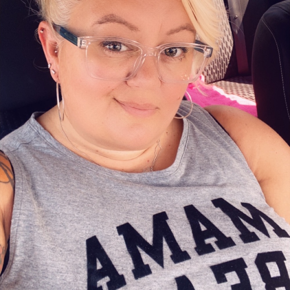 Meet your Posher, Tracy